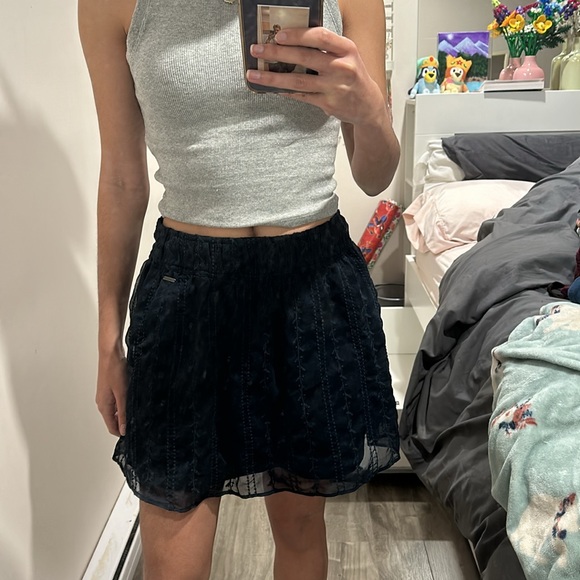 Abercrombie & Fitch Dresses & Skirts - abercrombie & fitch mini skirt